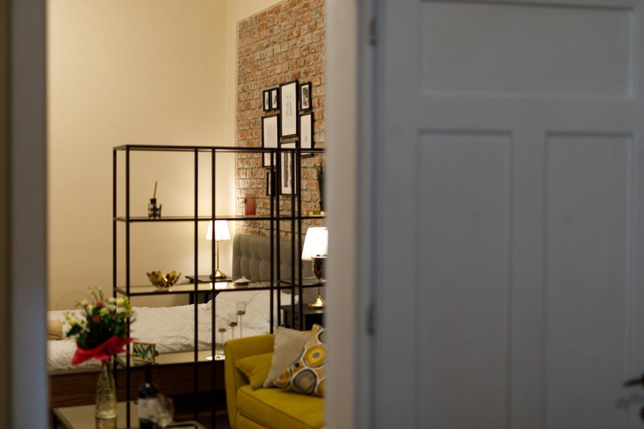 Stylish Flat In The Heart Of Historical Center Apartman Temesvár Kültér fotó